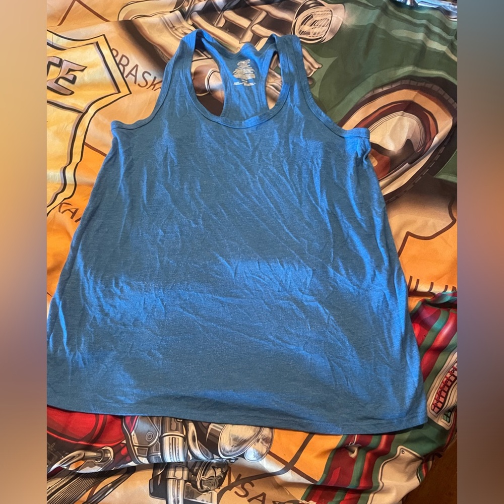 Size L woman’s tank